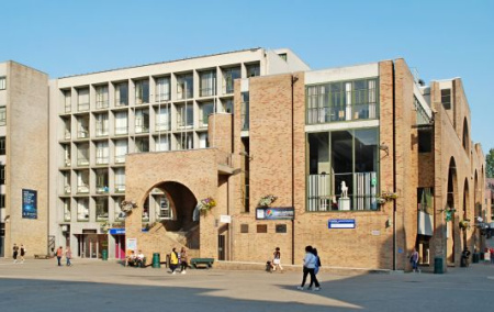 Université Catholique de Louvain.jpg