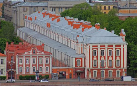 Université d'Etat de Saint Petersbourg.jpg